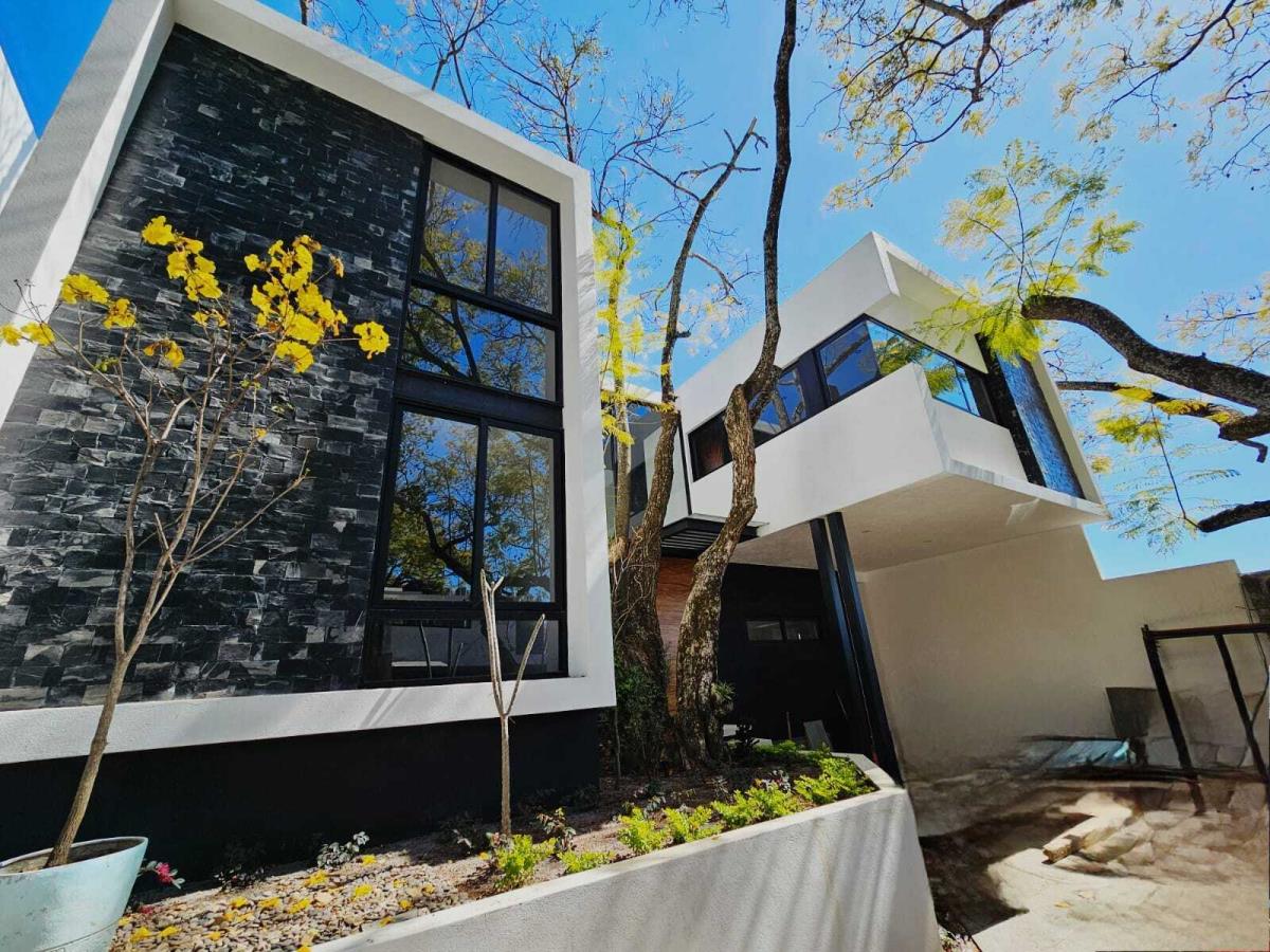 Casa en venta en Rancho Cortes, Cuernavaca — foto 1 de 19