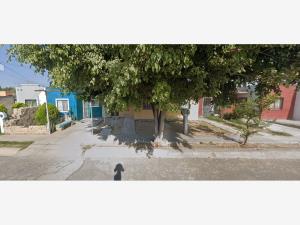 Casa en venta en Hacienda Santa Fe, Tlajomulco de Zúñiga — foto 2 de 4