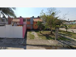 Casa en venta en Ejido Tarimoya, Veracruz — foto 2 de 3