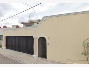Casa en Bosques del Acueducto, Querétaro, Querétaro