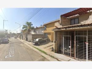 Casa en venta en Prados de la Cruz, Tonalá — foto 3 de 11