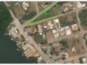 Terreno en venta en Mandinga y Matoza, Alvarado — foto 3 de 4