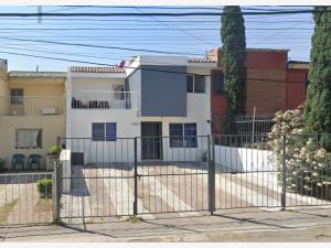 Casa en venta en Hacienda Del Tepeyac, Zapopan — foto 2 de 10