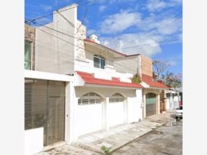 Casa en venta en Jardines de Mocambo, Boca del Río — foto 3 de 8