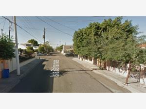 Casa en venta en Jardines del Lago, Mexicali — foto 3 de 9