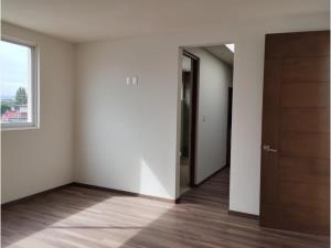 Casa en venta en San Salvador Tizatlalli, Metepec — foto 2 de 28