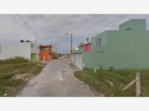 Casa en venta en El Paraíso, Coatzacoalcos — foto 2 de 3