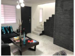 Casa en venta en Ciudad Satelite, Naucalpan de Juárez — foto 3 de 7