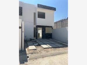 Casa en venta en Residencial Colina Universidad, Tuxtla Gutiérrez — foto 2 de 19