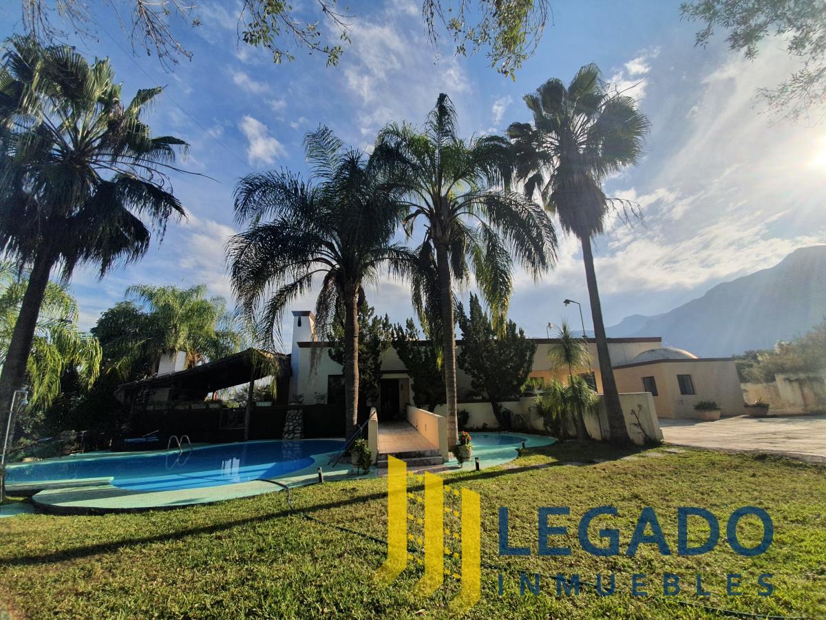 Casa en venta en El Barrial, Santiago — foto 1 de 44