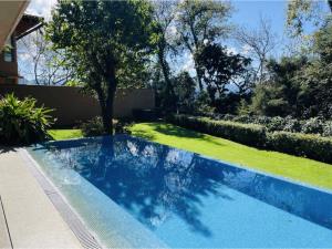 Casa en venta en Valle de Bravo, Valle de Bravo — foto 3 de 12