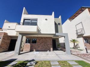 Casa en venta en Zirándaro, San Miguel de Allende — foto 2 de 14