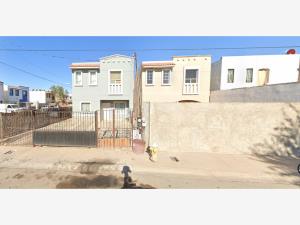 Casa en Vista del Valle, Mexicali, Baja California
