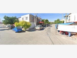 Casa en venta en Residencial las Torres, Torreón — foto 3 de 7