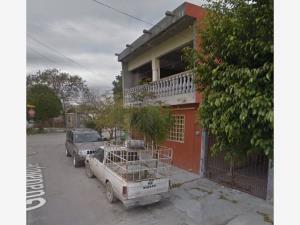 Casa en venta en Cadereyta Jimenez Centro, Cadereyta Jiménez — foto 2 de 5