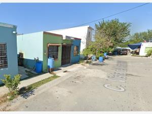 Casa en venta en INFONAVIT Benito Juárez, Juárez — foto 2 de 5