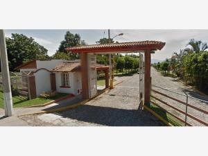 Casa en venta en Rodriguez Alcaine, Autlán de Navarro — foto 3 de 16