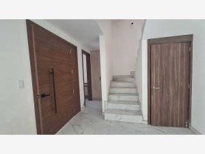 Casa en venta en Santa Maria Coronango, Coronango — foto 2 de 22