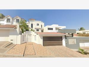 Casa en venta en Colinas de San Miguel, Culiacán — foto 3 de 7
