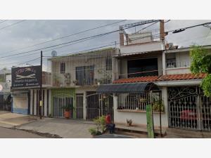 Casa en venta en Balcones del Valle, Culiacán — foto 3 de 7