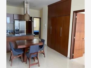 Casa en venta en Manantiales del Valle, Ramos Arizpe — foto 2 de 8