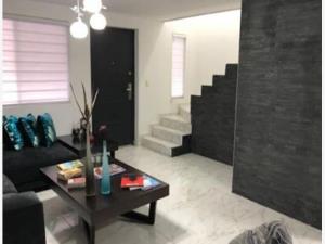 Casa en venta en Ciudad Satelite, Naucalpan de Juárez — foto 3 de 7