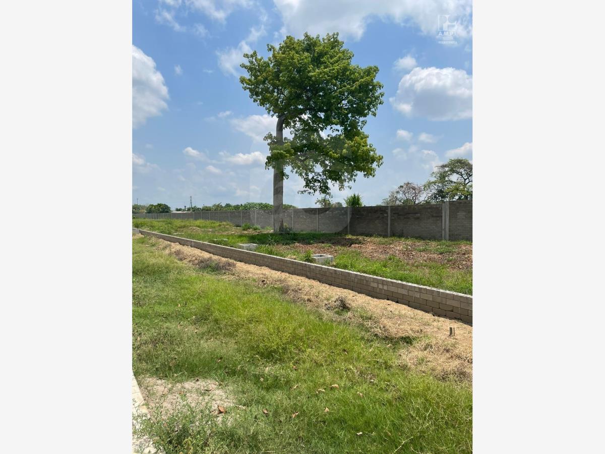 Terreno en venta en Emiliano Zapata, Centro — foto 1 de 5
