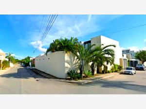 Casa en venta en Montebello, Mérida — foto 3 de 9