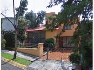 Casa en Paseos del Bosque, Naucalpan de Juárez, México