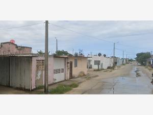 Casa en venta en El Paraíso, Coatzacoalcos — foto 3 de 6