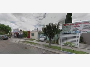 Casa en venta en Hacienda Santa Fe, Tlajomulco de Zúñiga — foto 2 de 10