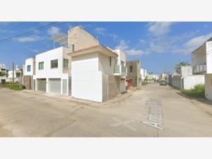 Casa en venta en El Paraíso, Coatzacoalcos — foto 3 de 6