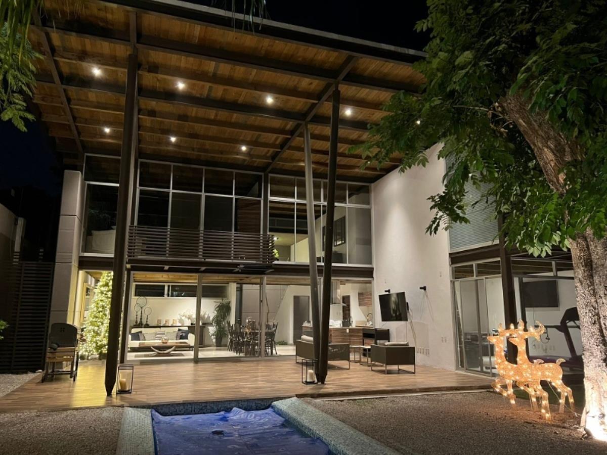 Casa en venta en Rinconada Palmira, Cuernavaca — foto 1 de 13