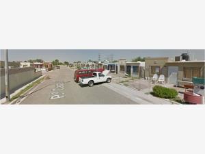 Casa en Urbi Villa Campestre, Hermosillo, Sonora