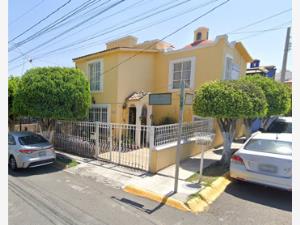 Casa en Plazas del Sol 2a Sección, Querétaro, Querétaro