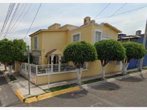 Casa en venta en Plazas del Sol 2a Sección, Querétaro — foto 2 de 9
