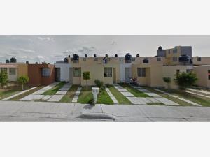 Casa en Misión del Valle II, Morelia, Michoacán de Ocampo