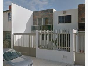 Casa en Guadalupe Victoria, Coatzacoalcos, Veracruz de Ignacio de la Llave