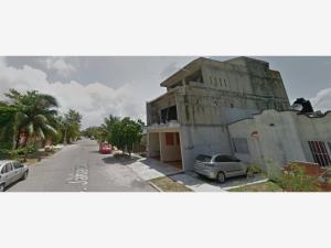 Casa en venta en Playa del Carmen, Playa del Carmen — foto 2 de 4