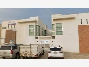 Casa en venta en Pensiones Del Estado, Coatzacoalcos — foto 2 de 4