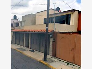 Casa en venta en Izcalli Cuauhtémoc III, Metepec — foto 3 de 9