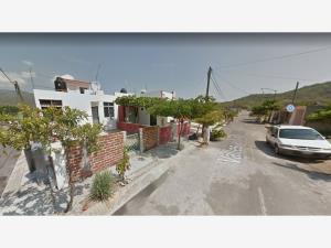 Casa en venta en Valle Paraiso, Manzanillo — foto 3 de 6