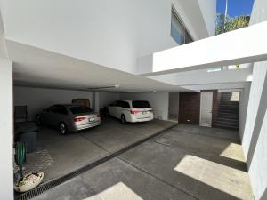 Casa en venta en Valle Real, Zapopan — foto 3 de 12