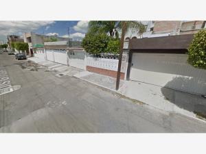 Casa en venta en Valle del Real, Celaya — foto 3 de 12