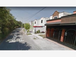 Casa en venta en Hacienda de los Nogales, Apodaca — foto 3 de 7