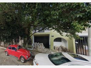 Casa en Los Girasoles, Zapopan, Jalisco