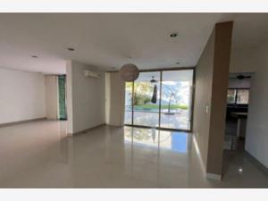 Casa en venta en Montebello, Mérida — foto 3 de 12