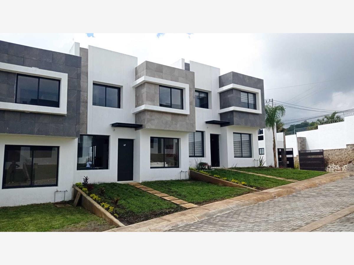 Casa en venta en Lomas de Tzompantle, Cuernavaca — foto 1 de 14