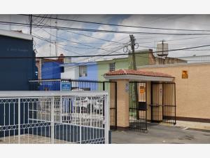 Casa en venta en Rincon de Agua Azul, Guadalajara — foto 2 de 12