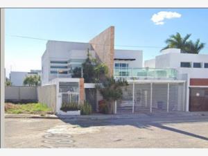 Casa en venta en Altabrisa, Mérida — foto 3 de 12